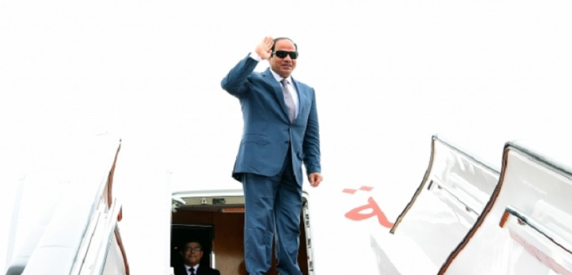 الرئيس السيسى يغادر الكويت متوجهاً الى البحرين