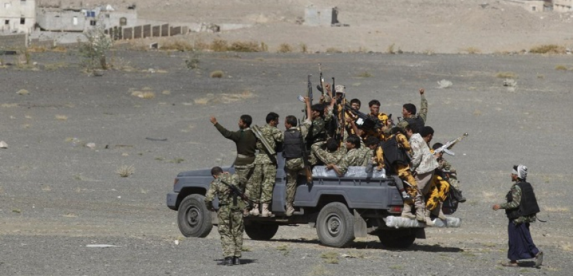 مقتل 9 من الحوثيين في نهم والقوات الشرعية تواصل تقدمها