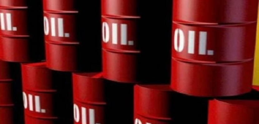 النفط يتراجع بسبب مؤشرات الأسواق المتضخمة