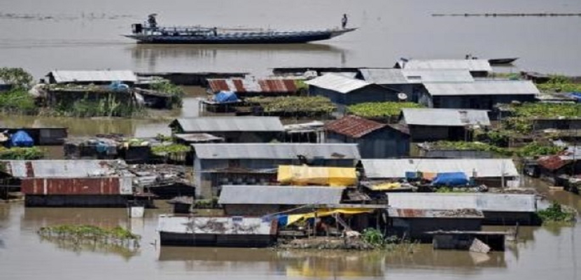 الفيضانات تودي بحياة 120 في الهند