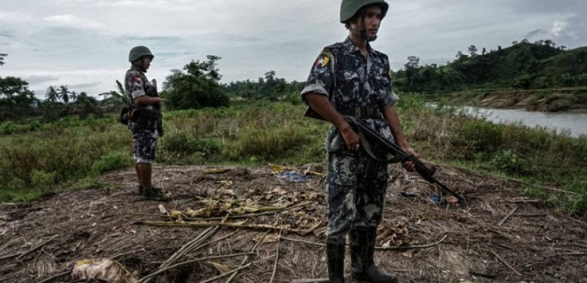 السلطات في بورما تجلي الآلاف من غير المسلمين مع تأجج العنف شمال غرب البلاد