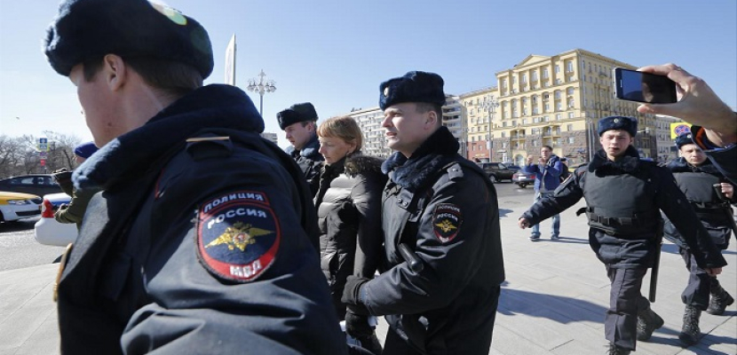 الشرطة الروسية تعتقل العشرات في موسكو “لانتهاك النظام العام”