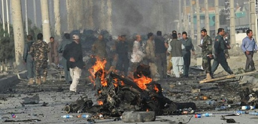 مقتل وإصابة 11 شخصا في هجوم انتحاري لطالبان في أفغانستان