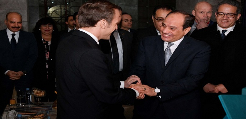 الرئيس الفرنسي يغادر القاهرة بعد زيارة استغرقت 3 أيام