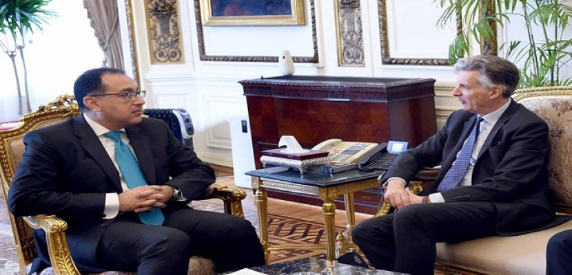 بالصور.. رئيس الوزراء يلتقي سفير بريطانيا بالقاهرة لبحث تعزيز مجالات التعاون بين البلدين
