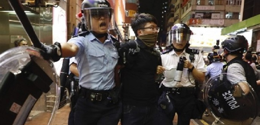 هونغ كونغ تعتقل ناشطين بارزين قبيل مظاهرة كبرى الأسبوع المقبل