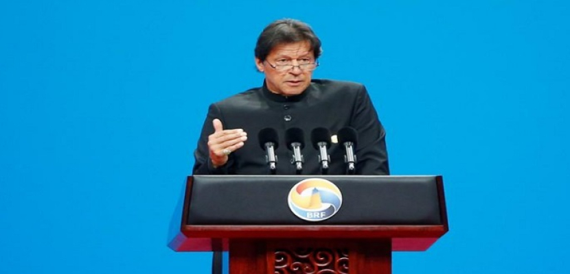 رئيس وزراء باكستان يدين صمت المجتمع الدولي تجاه اضطهاد المسلمين في إقليم “كشمير”