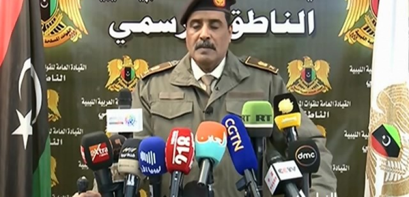 الجيش الليبي: الجماهير الغاضبة أوقفت الإنتاج في الحقول النفطية