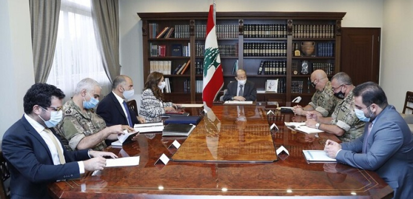 عون يجتمع بوفد لبنان الذي سيتولى التفاوض التقني مع إسرائيل لترسيم الحدود