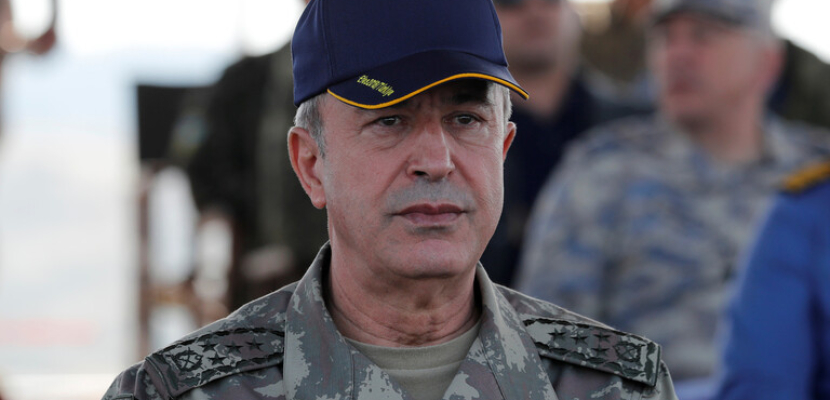 وزير الدفاع التركي يتوجه إلى ليبيا برفقة رئيس الأركان وقادة الجيش لتفقد القوات التركية