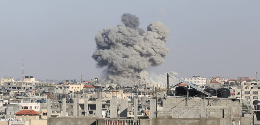 إسرائيل تشن هجوما مكثفا على رفح وشمال غزة بعد قرار محكمة العدل