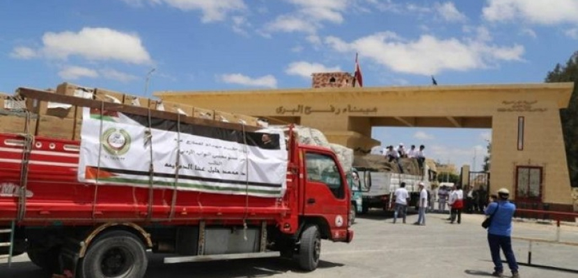 “أونروا”:  نطالب بإعادة فتح المعابر البرية لقطاع غزة الذي يحتاج إلى إدخال نحو 600 شاحنة يوميا