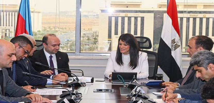 بالصور ..وزيرة التعاون الدولي تؤكد حرص مصر على تطوير العلاقات المشتركة مع أذربيجان