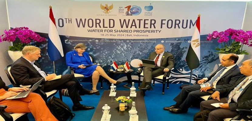 وزير الري يبحث مع المبعوثة الهولندية المعنية بالمياه سُبل تعزيز التعاون بين مصر وهولندا في مجال إدارة المياه