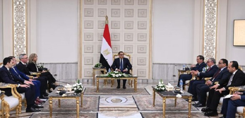 بالصور.. مدبولي يُثمن توقيع أول عقد مُلزم لشراء الأمونيا الخضراء من مصر