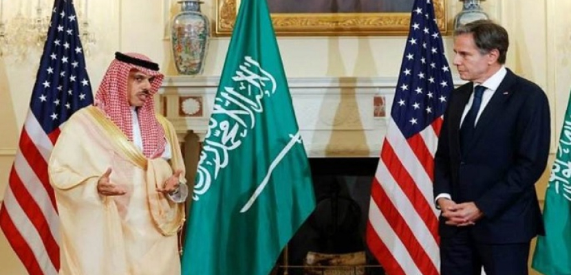 وزيرا خارجية أمريكا والسعودية يبحثان الجهود  الجارية لوقف إطلاق النار في غزة